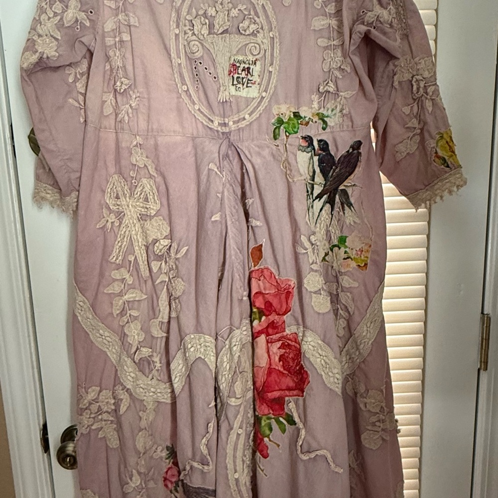 Magnolia Pearl Roan Irish Lilac Floral Embroidered Dress - Picture 2 of 11